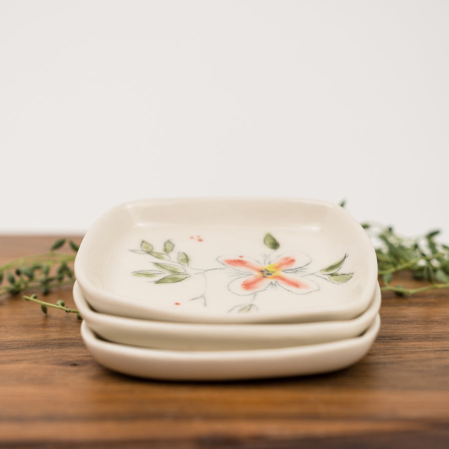 Porcelain soap dishes - Fleurie Collection by Michèle Lavallée Art & Argile